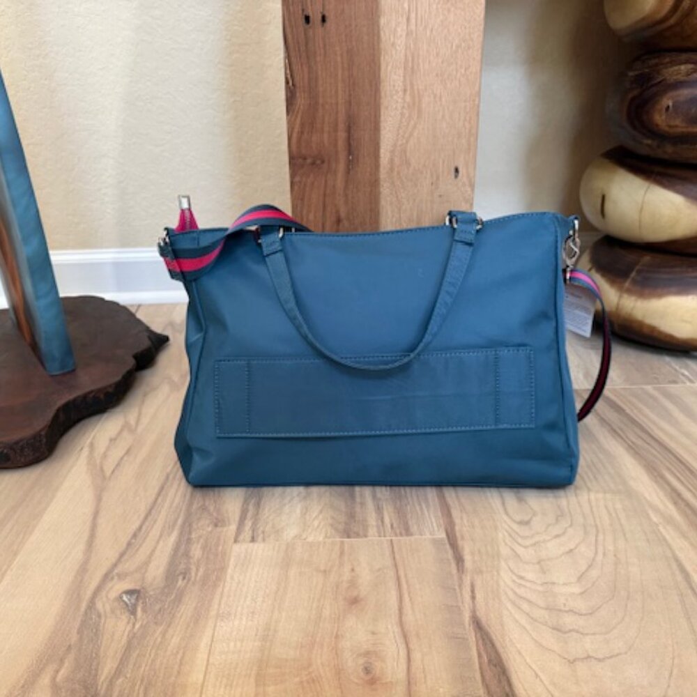 Pretty Simple NINA NYLON ORGANIZER TOTE BAG NWT - Picture 2 of 12